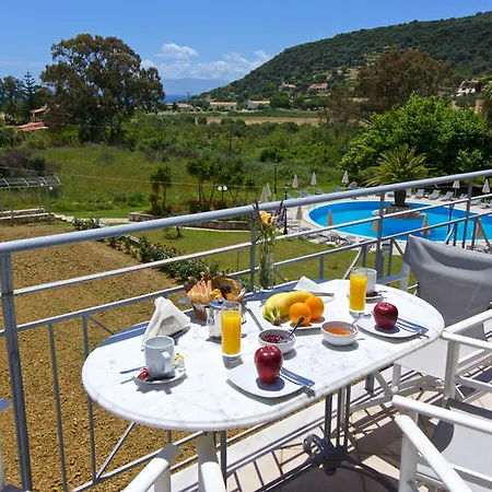 Apartahotel Alkioni 2*