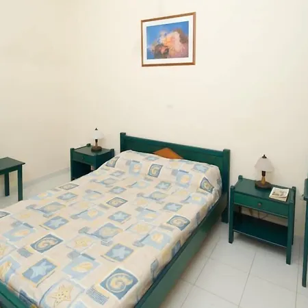 Alkioni Hotel apartamentowy 2*